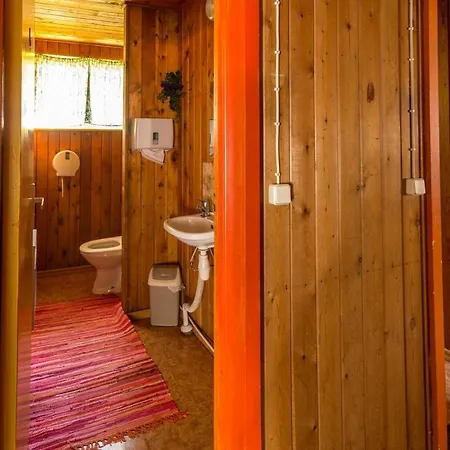 Apart Otel Manni Puhkemaja *